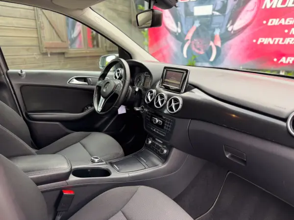 Mercedes-Benz B 180 CDI BlueEFFICIENCY Aut. 12