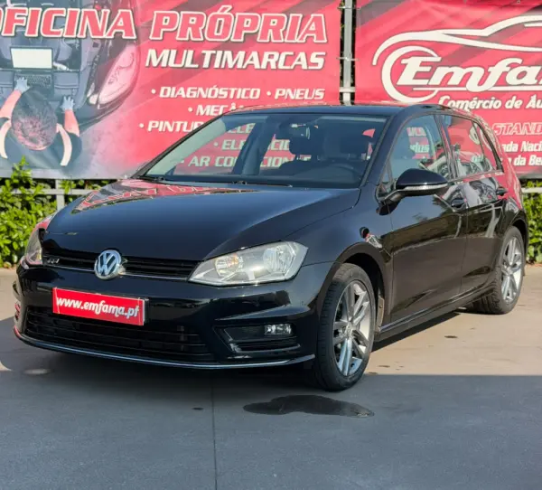 Volkswagen Golf 1.6 TDi R-Line 12