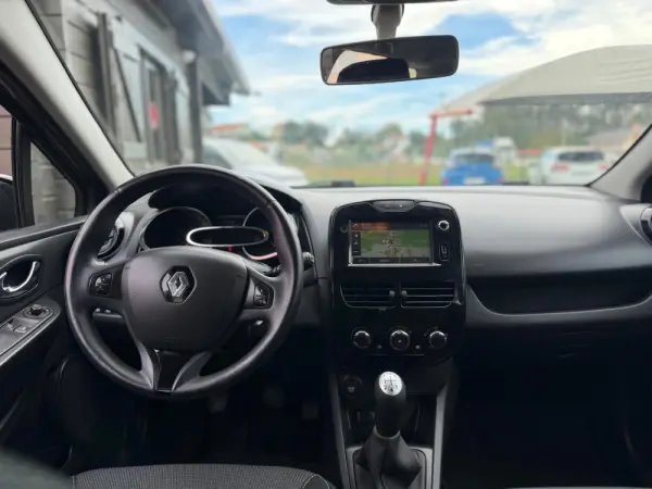 Renault Clio Sport Tourer 0.9 TCE 10