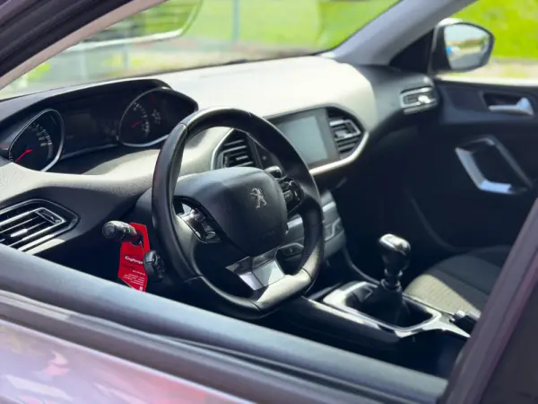Peugeot 308 1.5 BlueHDi Style 2