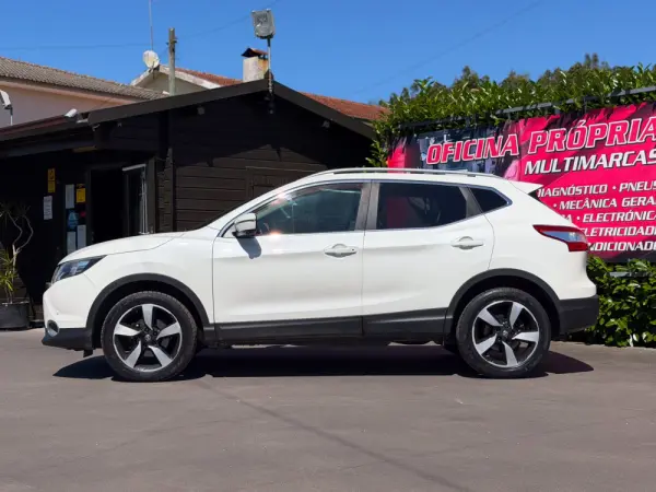 Nissan Qashqai 1.5 dCi 360 6