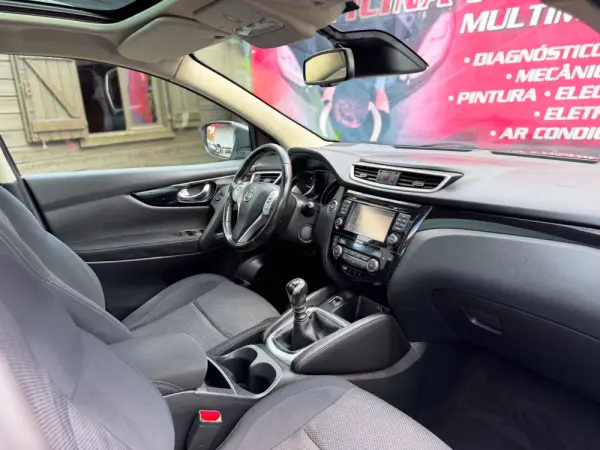 Nissan Qashqai 1.5 dCi Acenta Connect 12
