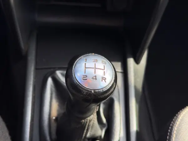 Peugeot 207 1.4 HDi Urban 22