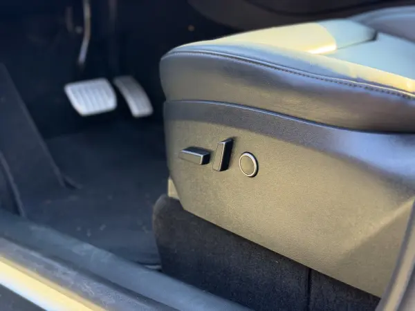 Tesla Model Y Performance Tração Integral 22