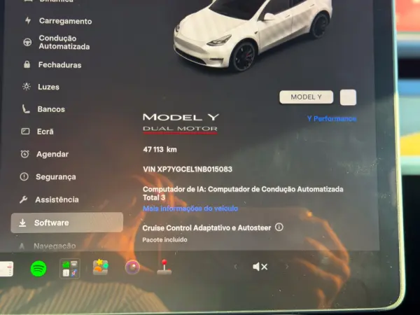 Tesla Model Y Performance Tração Integral 18