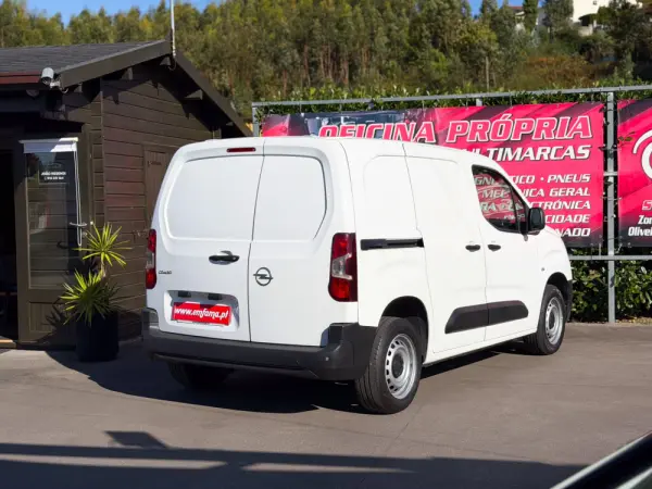 Opel Combo 1.5 CDTi L1H1 Enjoy 9