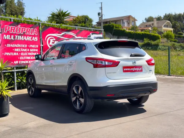 Nissan Qashqai 1.5 dCi 360 7