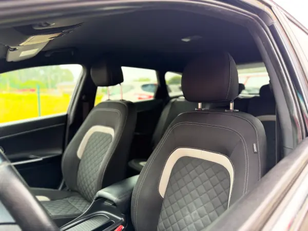 Kia Ceed SW 1.6 CRDi GT Line 14