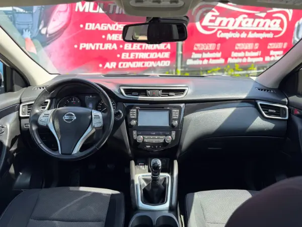 Nissan Qashqai 1.5 dCi 360 13