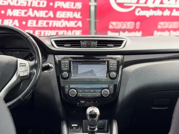 Nissan Qashqai 1.5 dCi Acenta Connect 18