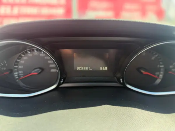 Peugeot 308 1.6 BlueHDi Access 4