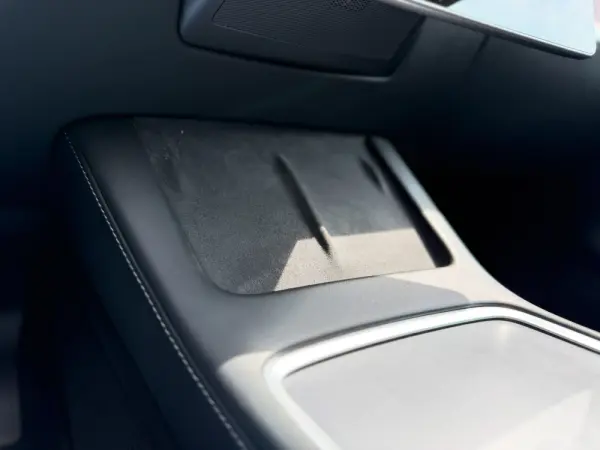 Tesla Model Y Standard 16