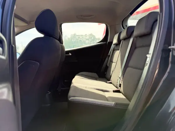 Peugeot 207 1.4 HDi Urban 14