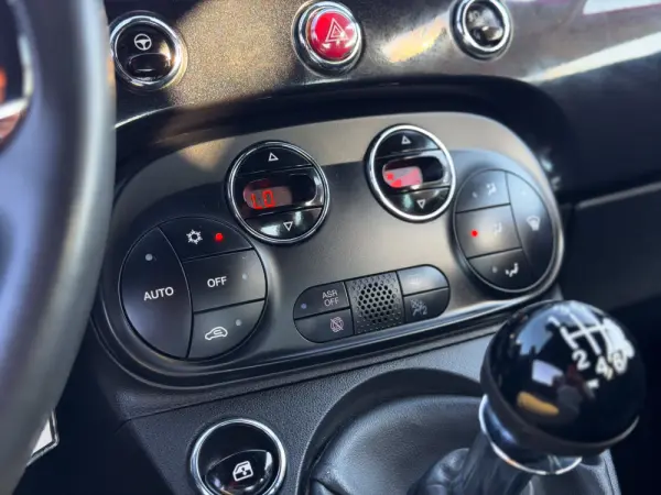 Fiat 500C 1.0 Mild Hybrid 17