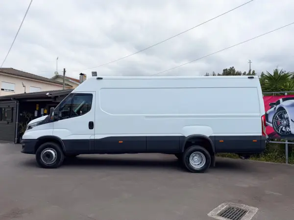 Iveco Daily 3.0 70C18H 7000 6