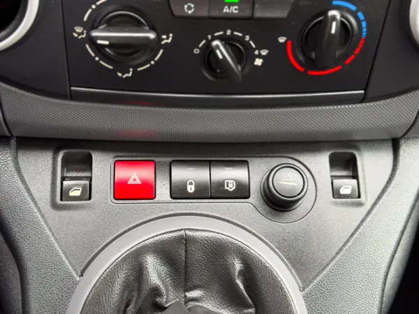Peugeot Partner 1.6 BlueHDi Confort 20