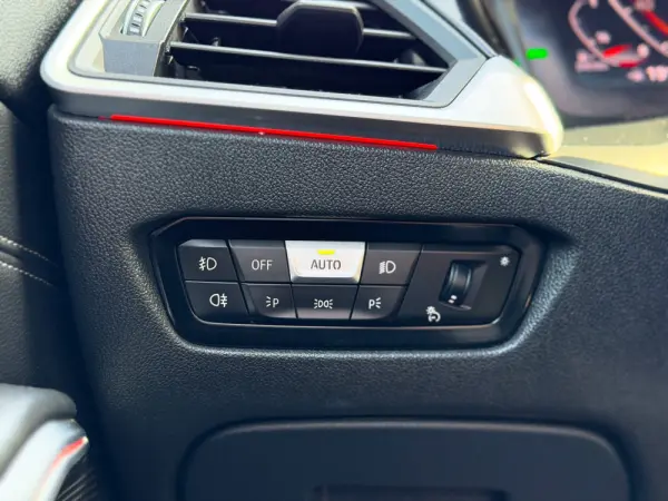 BMW 320 d Pack Desportivo M Auto 21