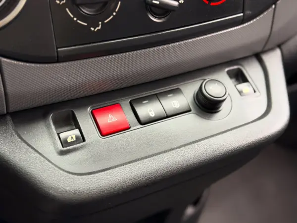 Citroen Berlingo Multispace BlueHDi S&S ETG6 Selection 20