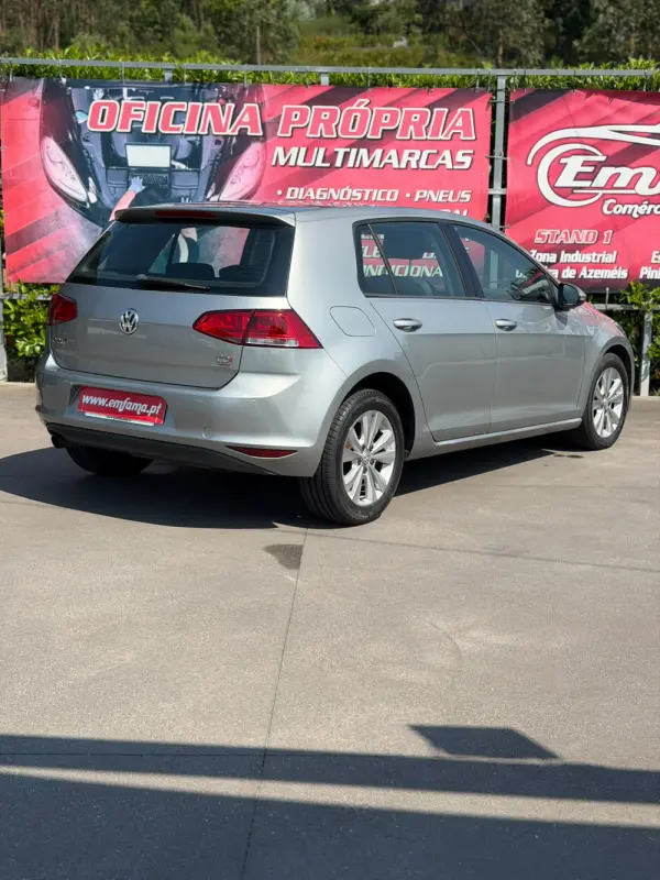 Volkswagen Golf 1.6 TDi Trendline BlueMotion 10