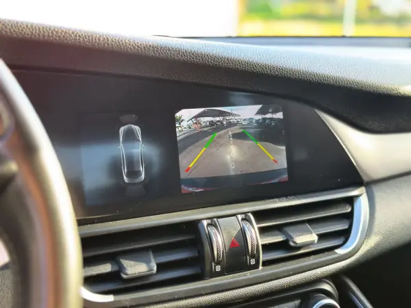 Alfa Romeo Giulia 2.2 D Sprint AT8 32