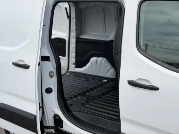 Citroen Berlingo 1.5 BlueHDi M Feel 13