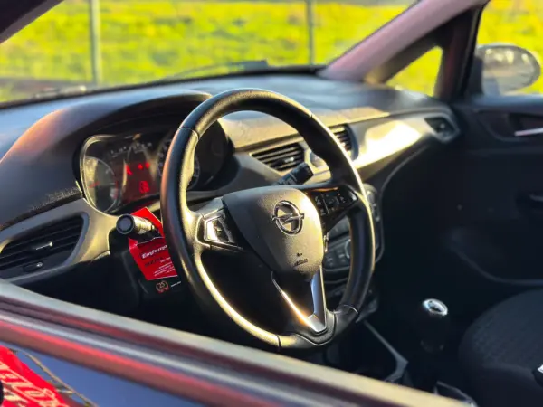 Opel Corsa 1.2 Enjoy 2