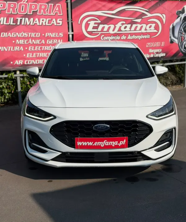 Ford Focus 1.0 EcoBoost MHEV ST-Line 14