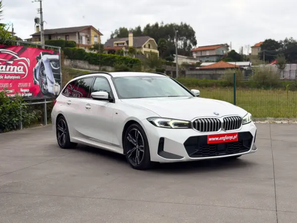 BMW 320 d Pack Desportivo M Auto 11