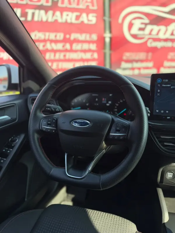 Ford Focus 1.0 EcoBoost MHEV ST-Line 3