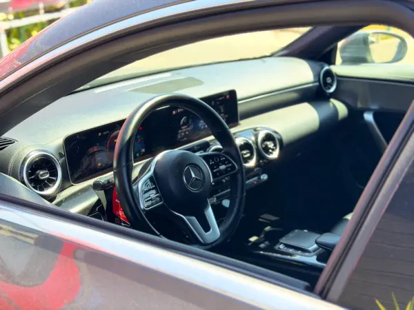 Mercedes-Benz CLA 180 d Shooting Brake Style Aut. 2