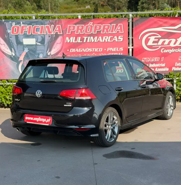 Volkswagen Golf 1.6 TDi R-Line 16