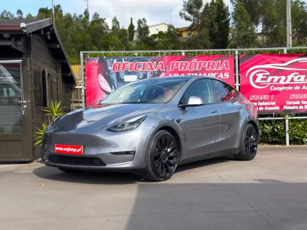 Tesla Model Y Performance Tração Integral 6