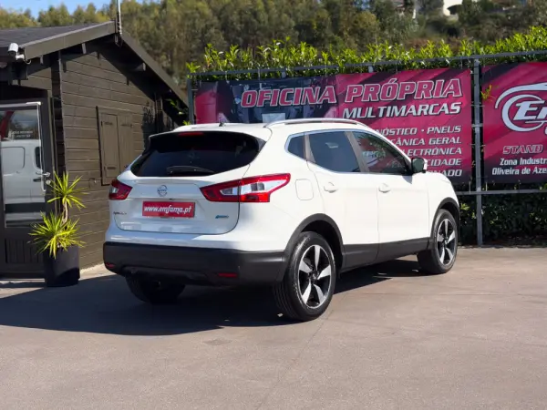Nissan Qashqai 1.5 dCi 360 9