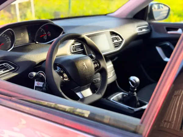 Peugeot 308 SW 1.5 BlueHDi Style 2