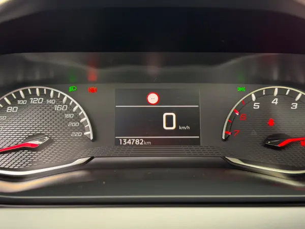 Peugeot 208 1.5 BlueHDi Active 19