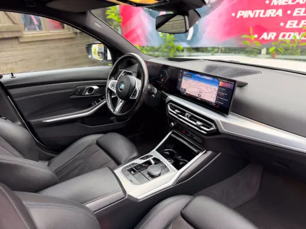 BMW 320 d Pack Desportivo M Auto 15