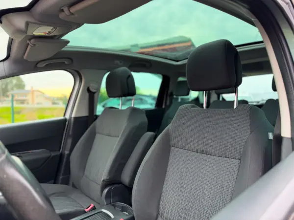 Peugeot 5008 1.6 E-HDi Active 2-Tronic 16