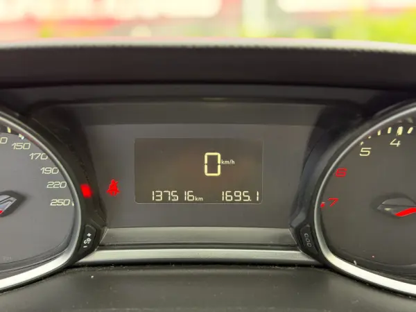Peugeot 308 1.2 PureTech Active 17
