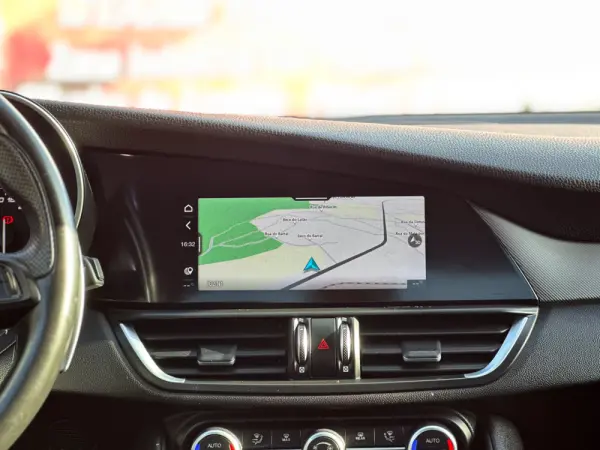 Alfa Romeo Giulia 2.2 D Sprint AT8 24