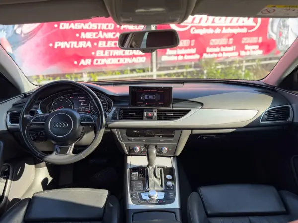 Audi A6 2.0 TDi S-line S tronic 13