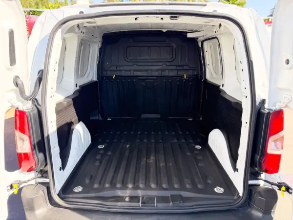 Opel Combo 1.5 CDTi L1H1 Enjoy 3