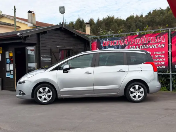 Peugeot 5008 1.6 E-HDi Active 2-Tronic 7