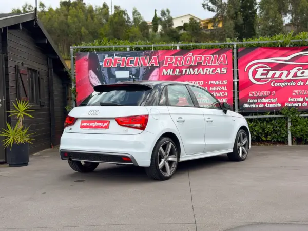 Audi A1 Sportback 1.6 TDI S-line 8