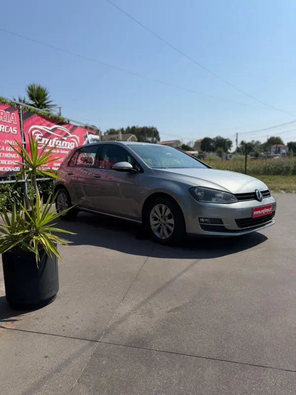 Volkswagen Golf 1.6 TDi Trendline BlueMotion 3