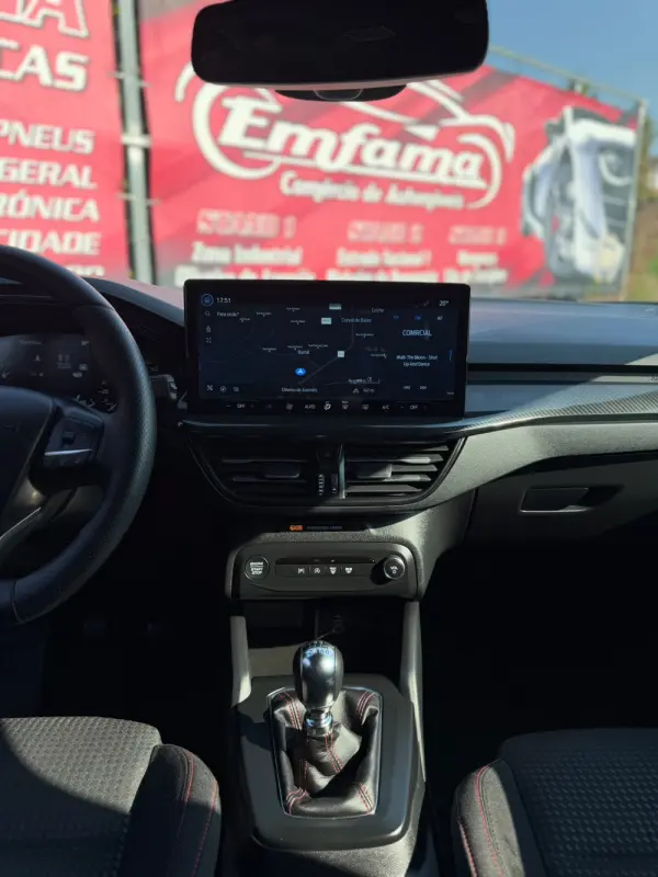 Ford Focus 1.0 EcoBoost MHEV ST-Line 4