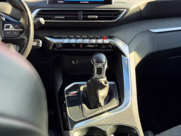 Peugeot 3008 1.5 BlueHDi Active 18