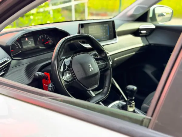 Peugeot 208 1.5 BlueHDi Active 2