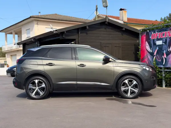 Peugeot 3008 1.5 BlueHDi GT Line EAT8 11