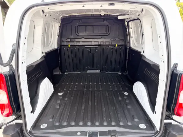 Opel Combo 1.5 CDTi L1H1 Enjoy 4