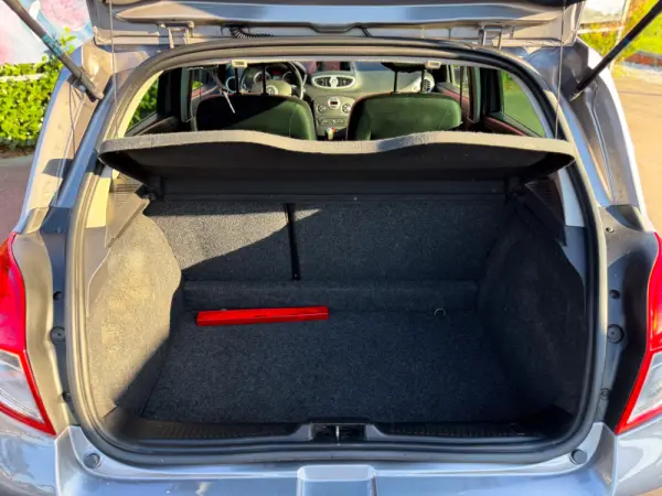 Renault Clio 1.5 dCi Confort 89g 12